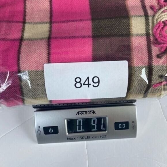 Gap Womens Pink Plaid Scarf Wrap Cabincore Fringe Pink Preppy Academia - Picture 8 of 8